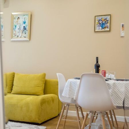 Modern 2 Bedroom Apartment Next To Vitosha Str. Sofia Extérieur photo
