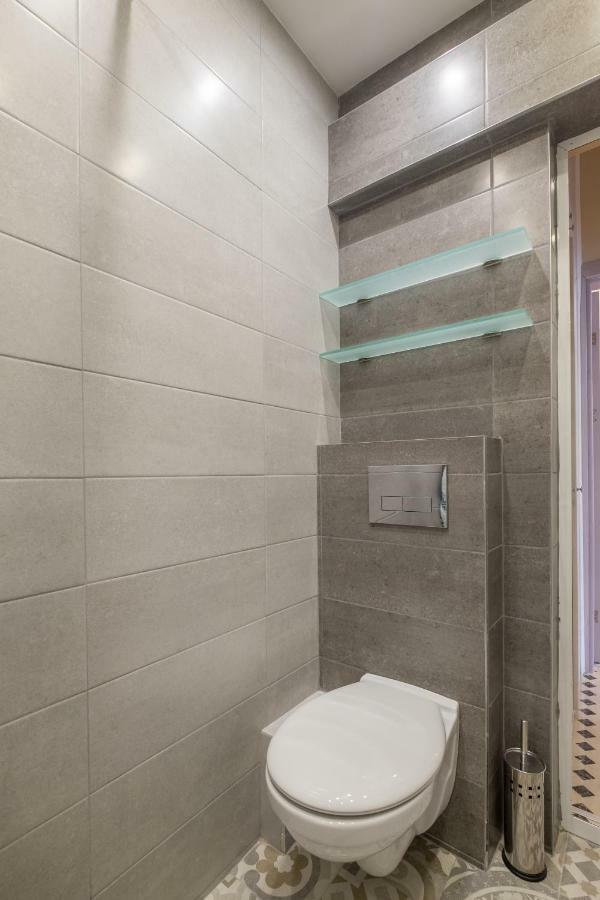 Modern 2 Bedroom Apartment Next To Vitosha Str. Sofia Extérieur photo