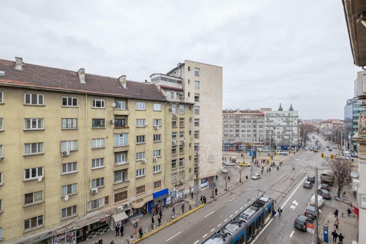 Modern 2 Bedroom Apartment Next To Vitosha Str. Sofia Extérieur photo