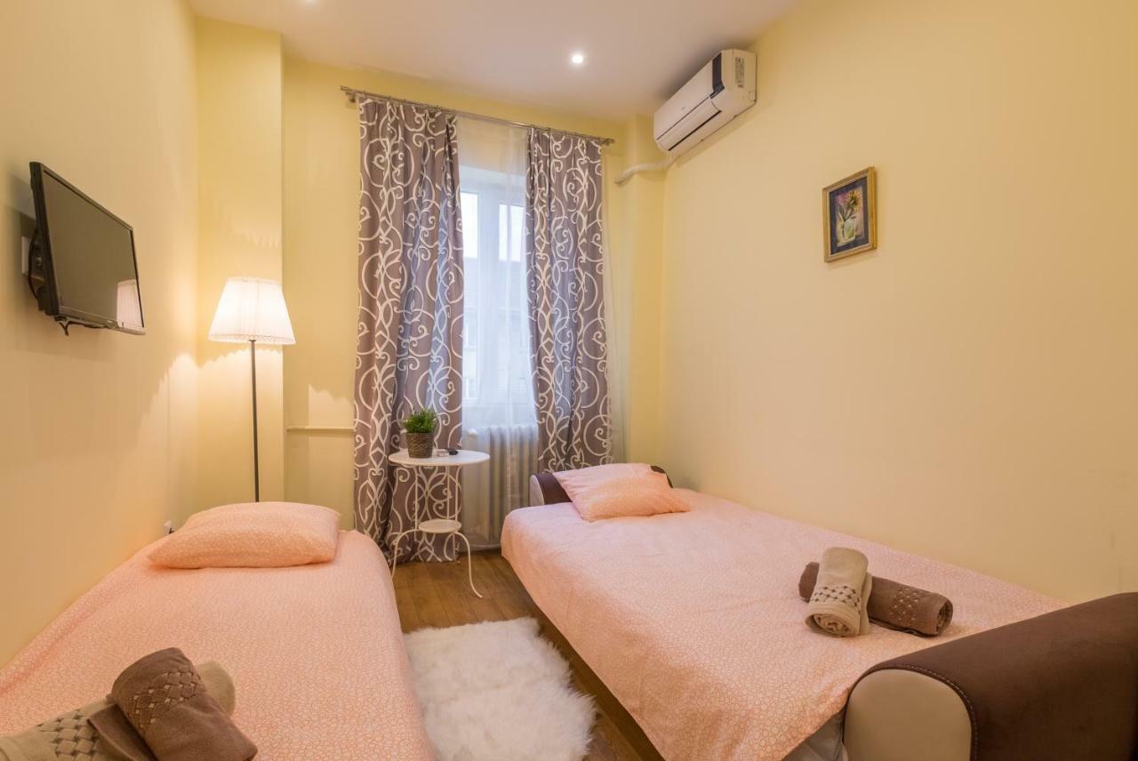 Modern 2 Bedroom Apartment Next To Vitosha Str. Sofia Extérieur photo