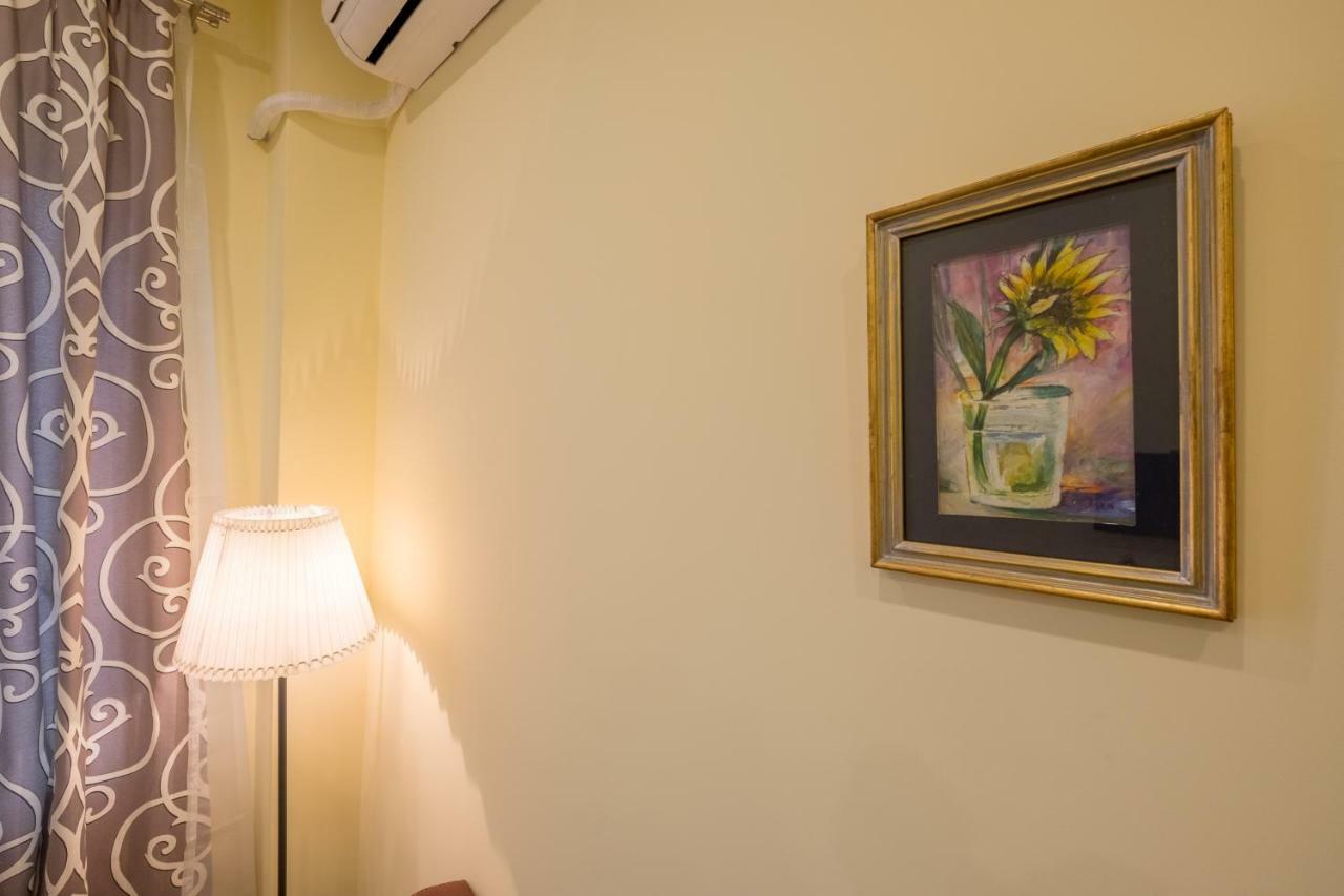 Modern 2 Bedroom Apartment Next To Vitosha Str. Sofia Extérieur photo
